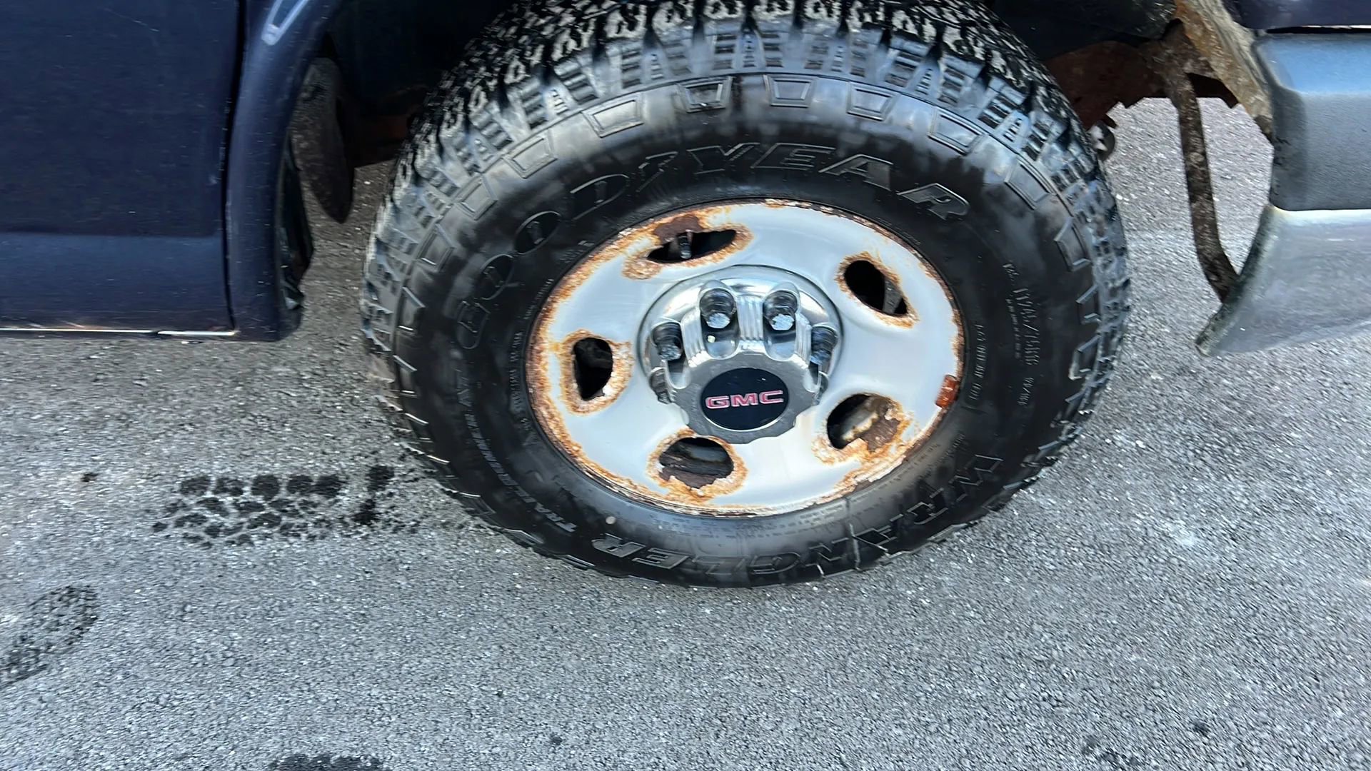 Used 2013 GMC Savana 2500 w/ Power Package image 36