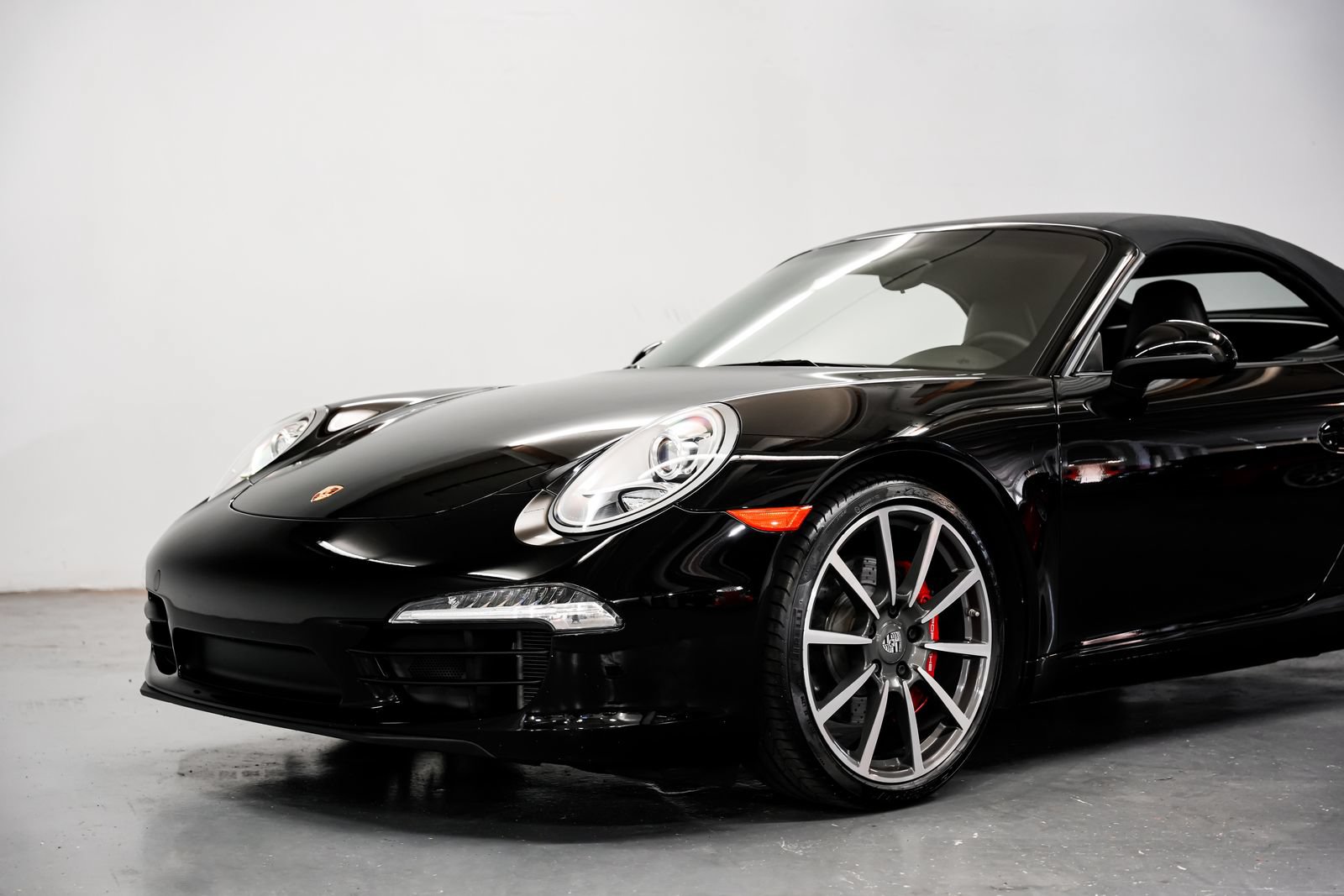 Used 2014 Porsche 911 Carrera S RWD image 27