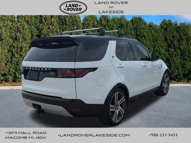 Used 2023 Land Rover Discovery Metropolitan Edition AWD/4WD image 4