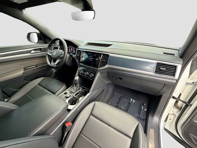 Used 2023 Volkswagen Atlas Cross Sport SEL R-Line image 29