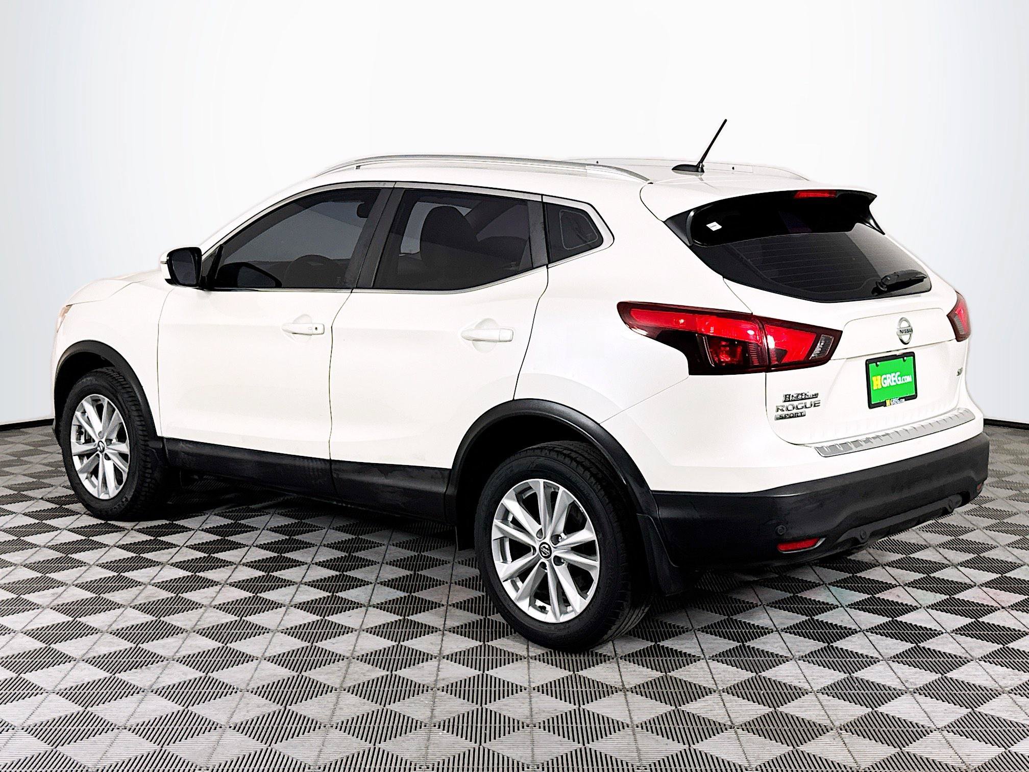 Used 2019 Nissan Rogue Sport SV FWD image 6