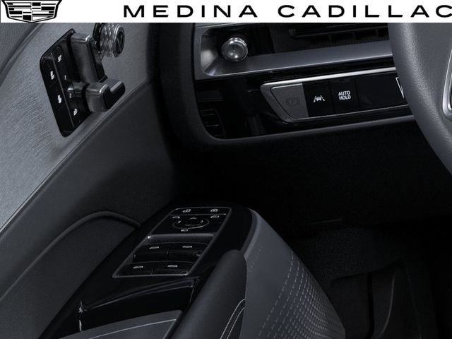 New 2027 Cadillac Lyriq Luxury w/ LPO, Floor Liner Package AWD/4WD image 23