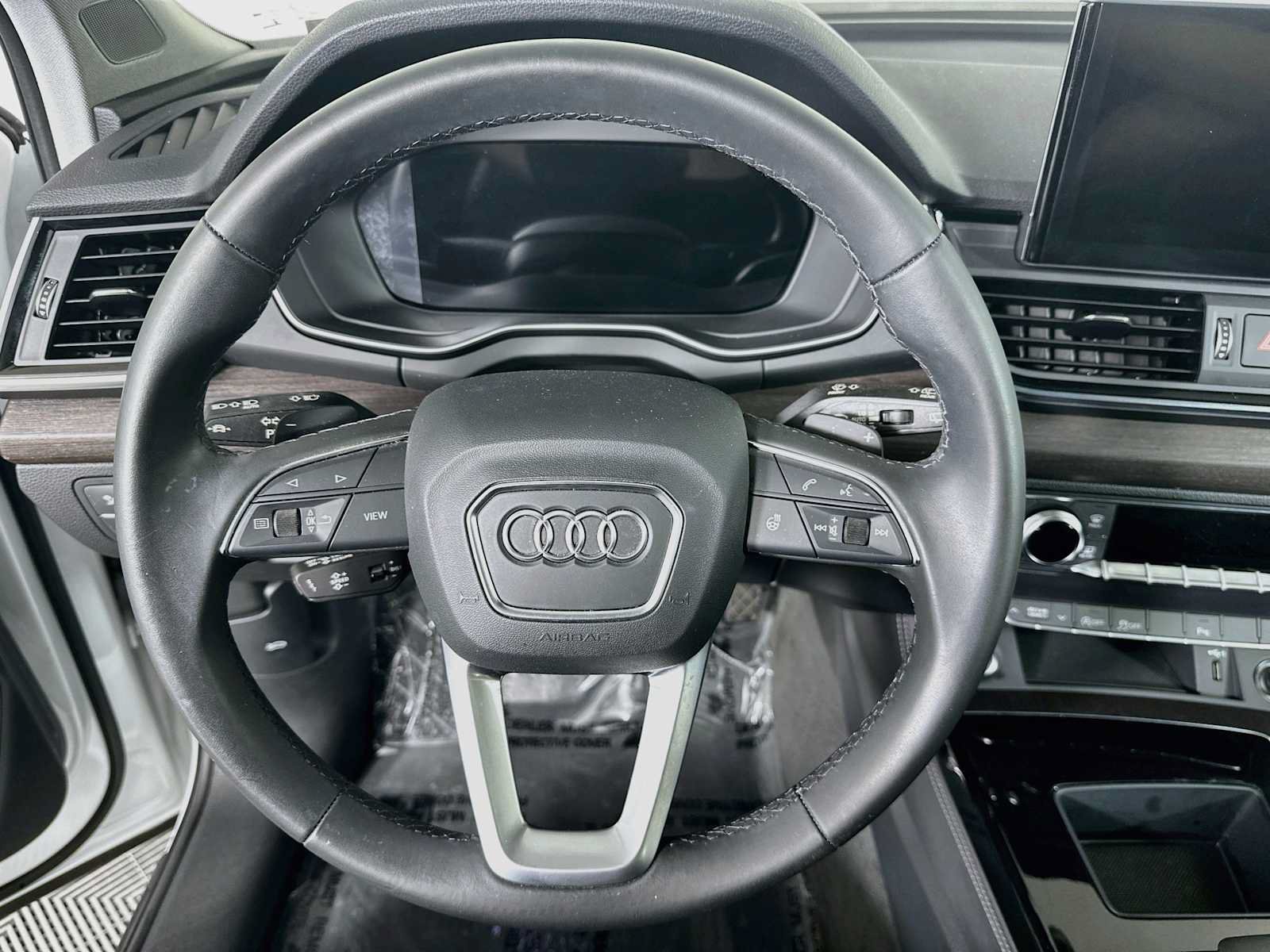 Certified 2023 Audi Q5 Premium AWD/4WD image 11