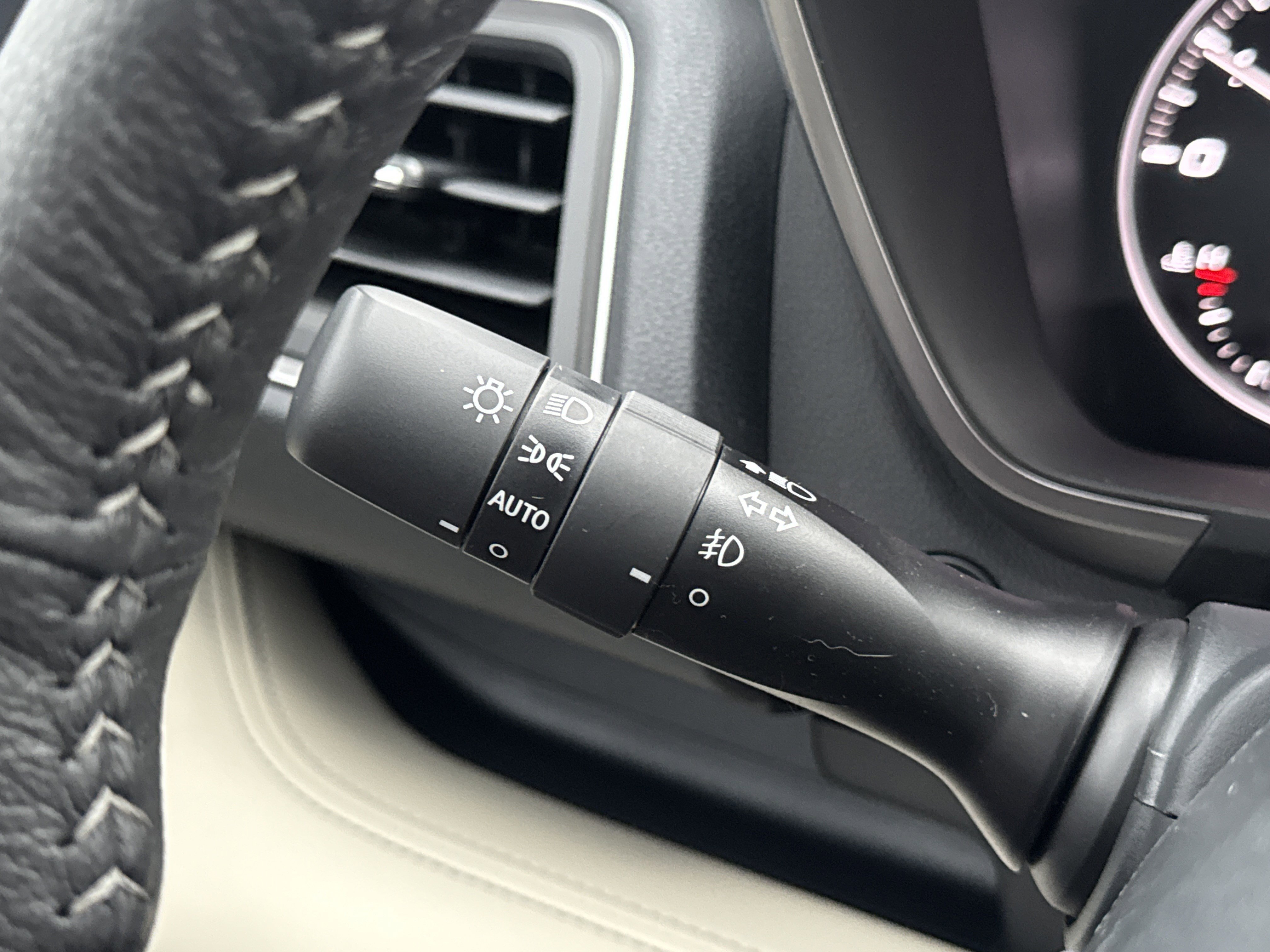 New 2026 Subaru Ascent Limited image 17