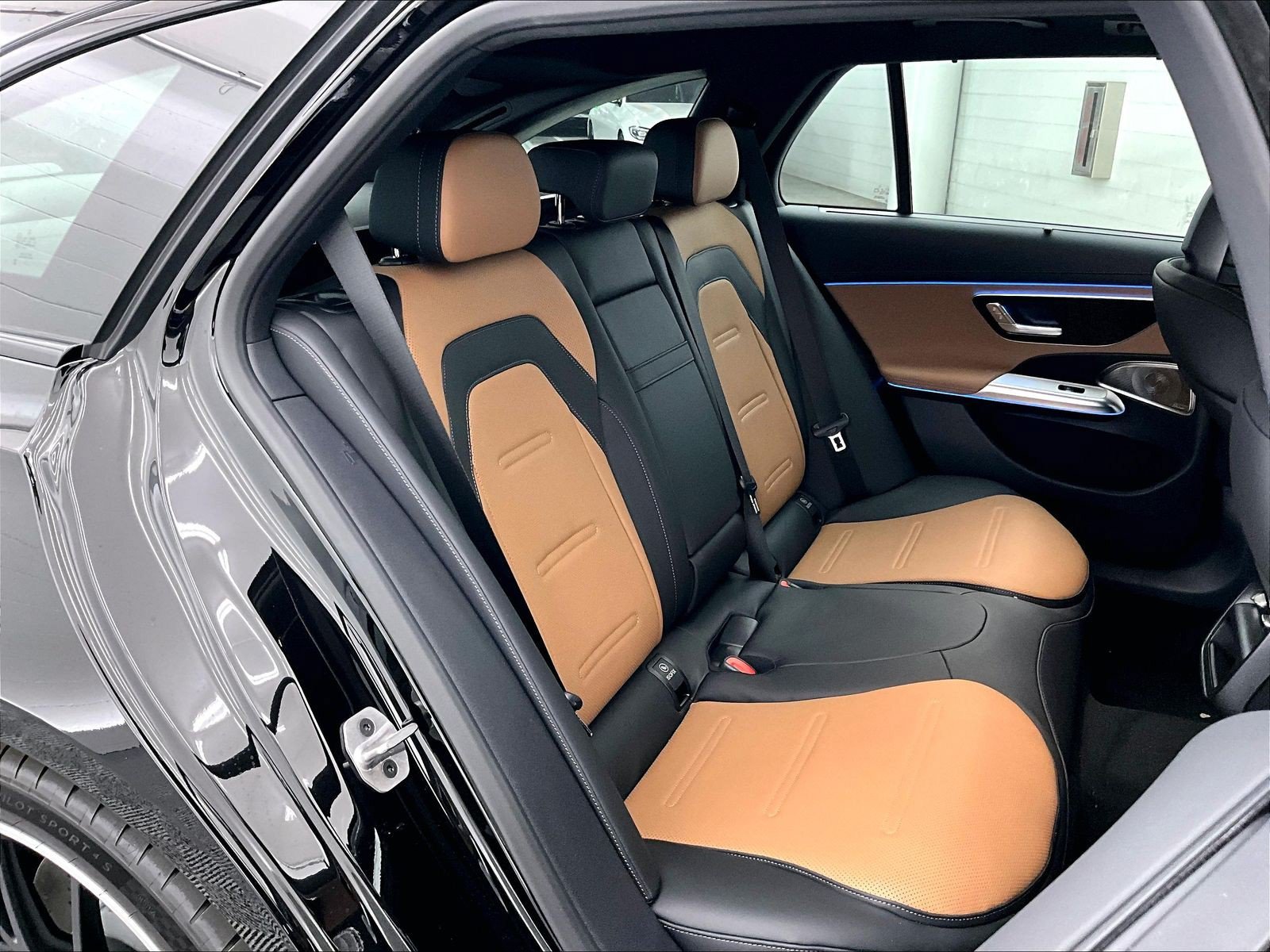 New 2026 Mercedes-Benz E 53 AMG e 4MATIC Wagon image 14