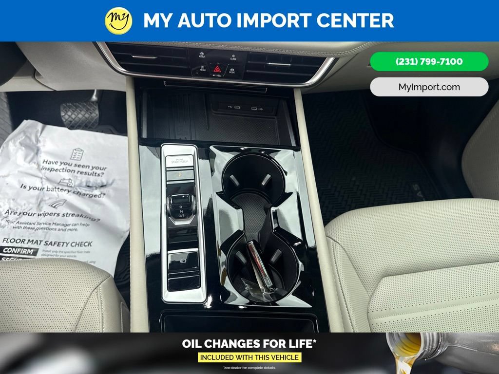 Used 2025 Volkswagen Atlas SEL AWD/4WD image 23