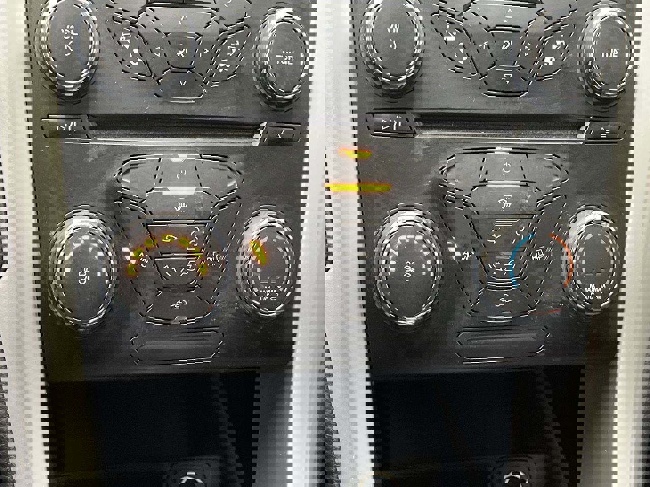 Used 2013 Ford Fusion SE image 19