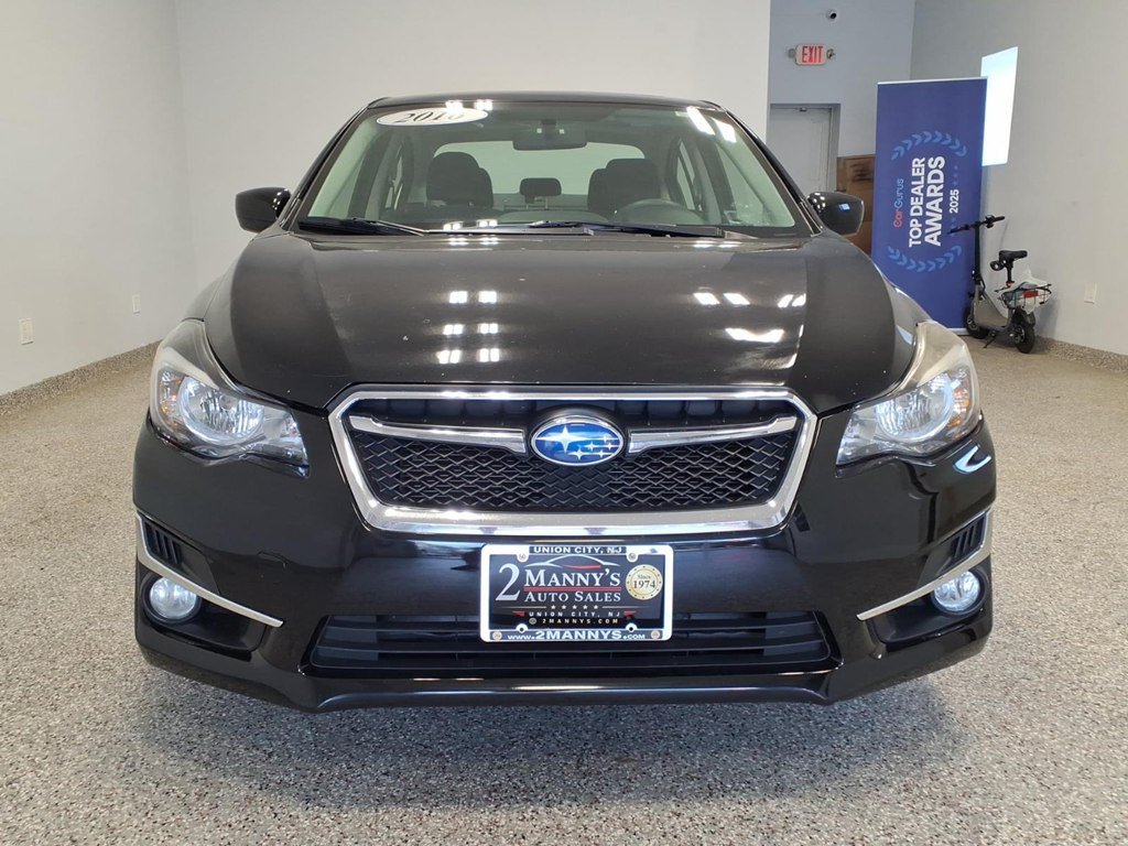 Used 2016 Subaru Impreza 2.0i Premium AWD/4WD image 2