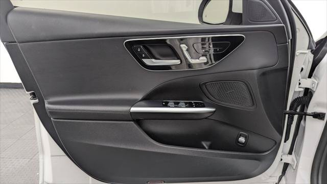 Used 2023 Mercedes-Benz C 300 Sedan image 13