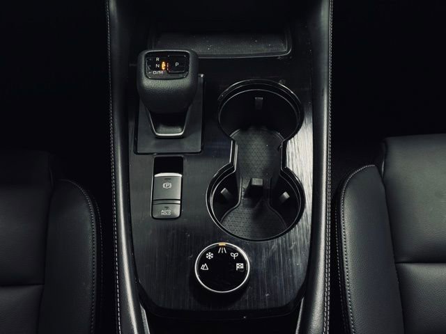 Used 2023 Nissan Rogue SL w/ SL Premium Package image 32