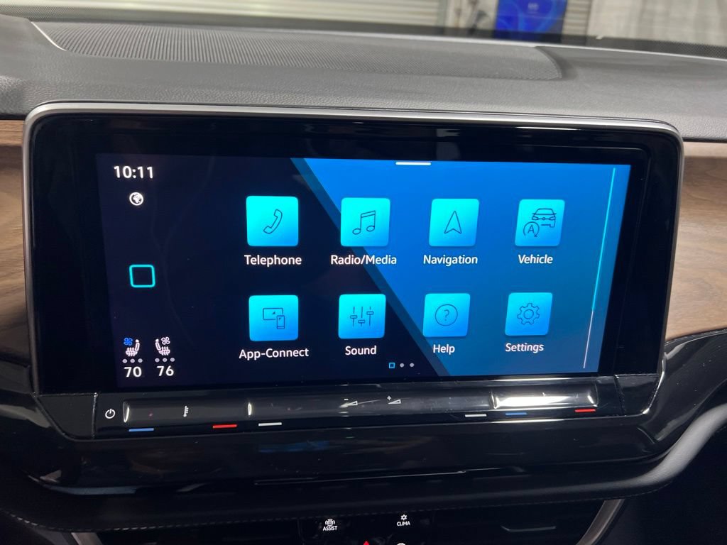 Used 2025 Volkswagen Atlas SE AWD/4WD image 32