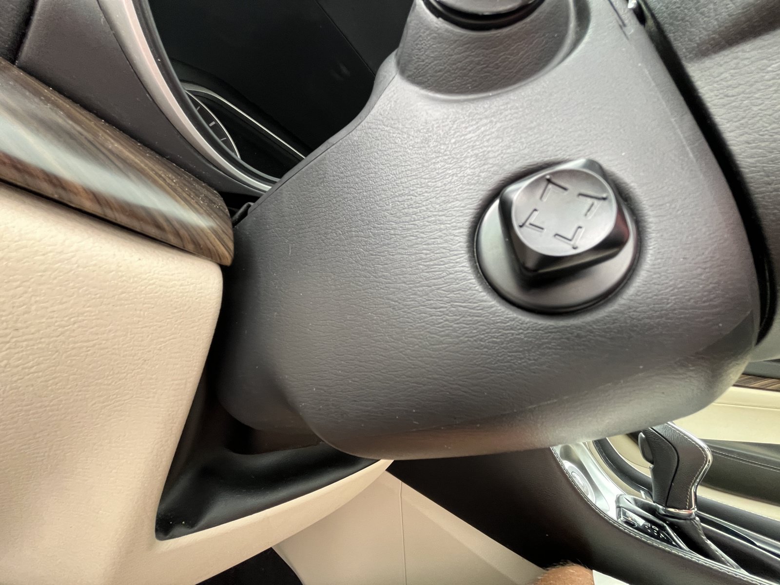 Used 2016 Nissan Maxima Platinum FWD image 28