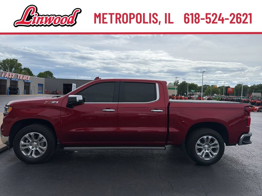 Used 2024 Chevrolet Silverado 1500 LTZ w/ Technology Package AWD/4WD image 3
