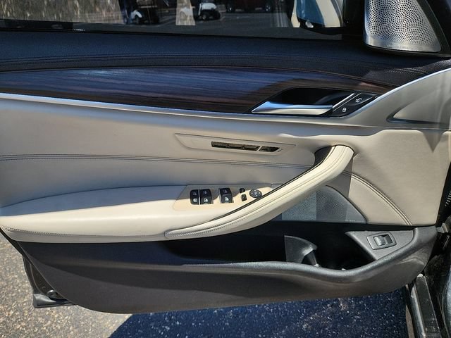 Used 2018 BMW M550i xDrive AWD/4WD image 12
