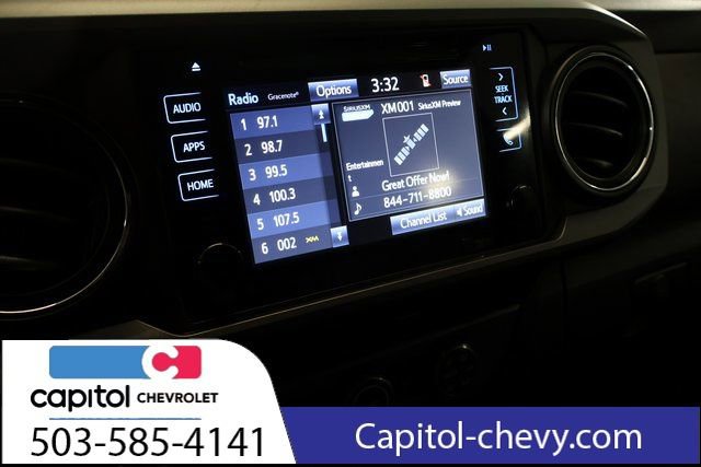 Used 2018 Toyota Tacoma TRD Sport AWD/4WD image 23