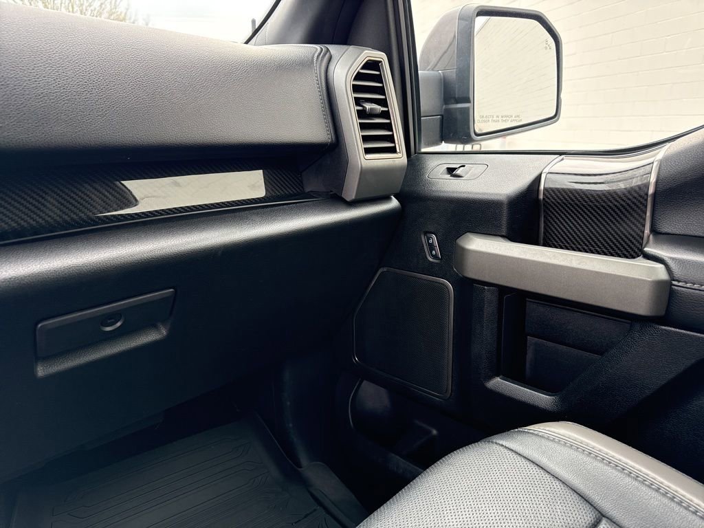 Used 2018 Ford F150 Raptor w/ Equipment Group 802A Luxury image 29