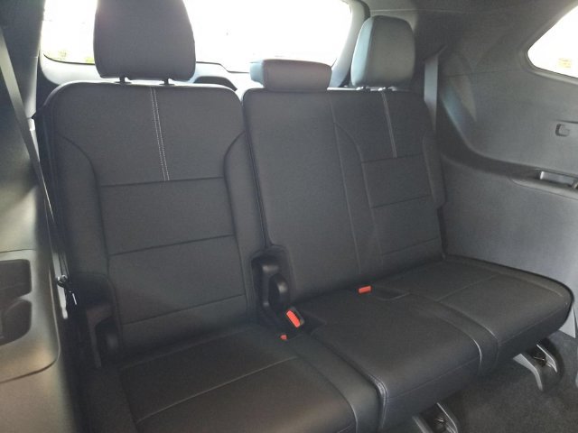 Used 2025 GMC Acadia Elevation w/ Elevation Premium Package FWD image 27