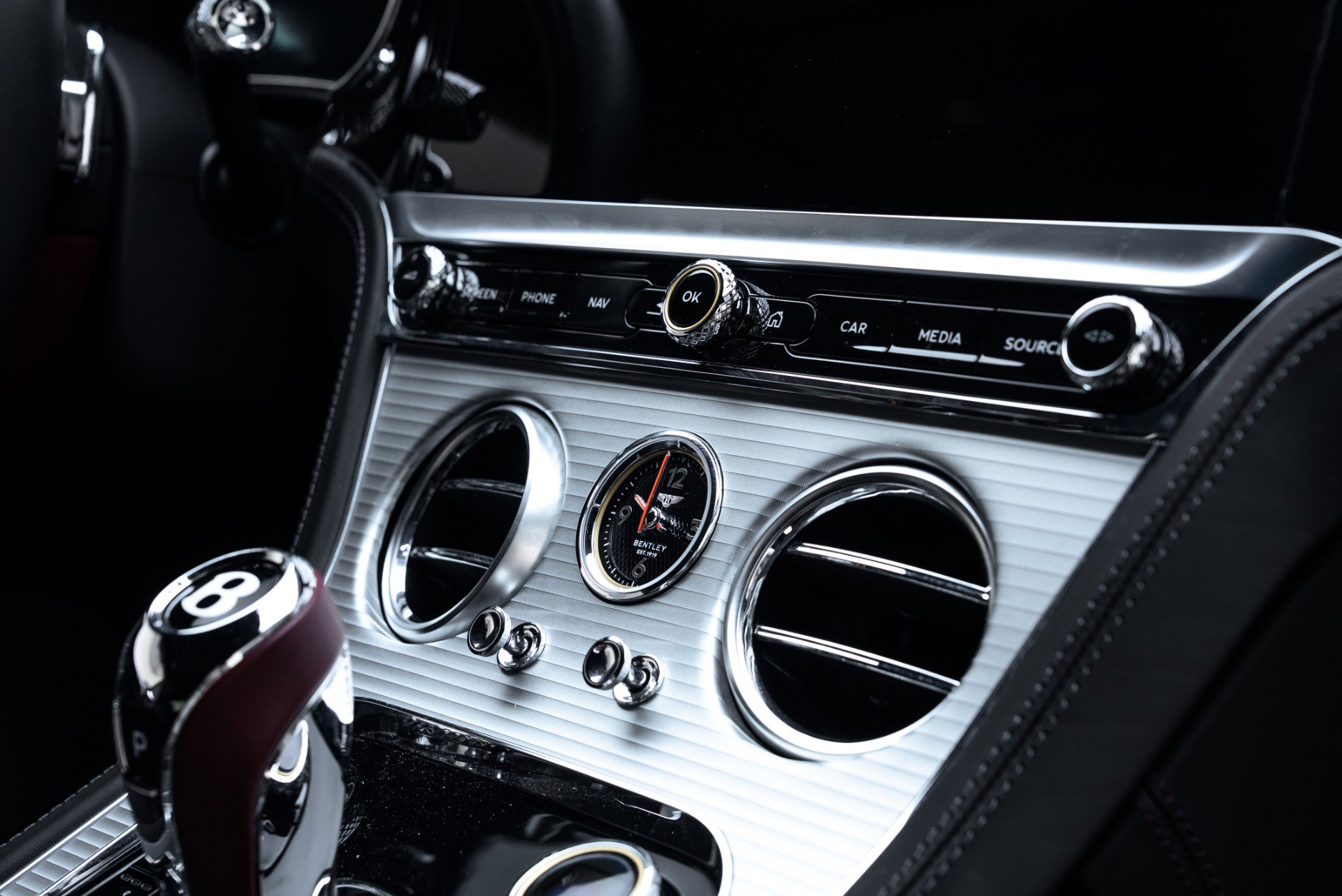 Used 2023 Bentley Continental GT Mulliner AWD/4WD image 34