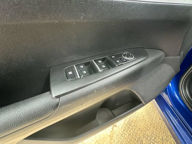 Used 2023 Kia Forte LXS w/ LXS Technology Package FWD image 16