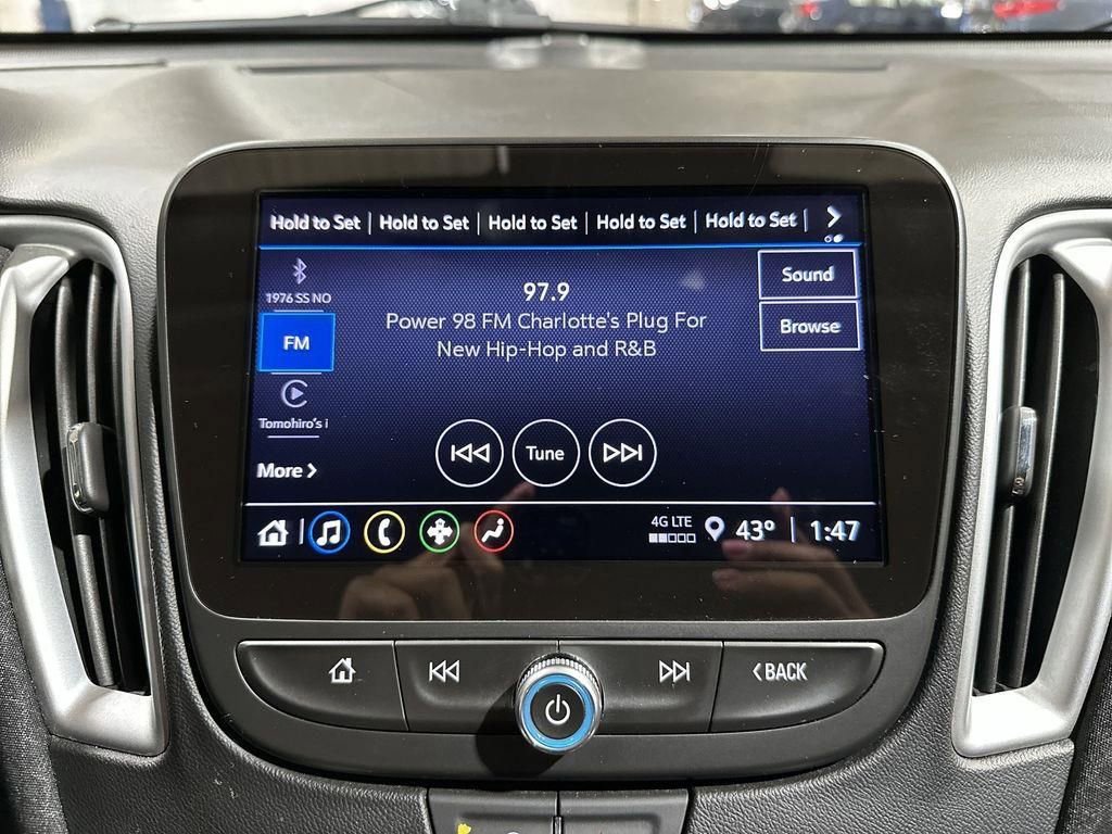 Used 2024 Chevrolet Malibu LT image 11