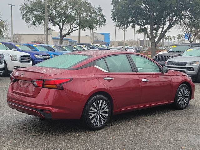 Used 2024 Nissan Altima 2.5 SV image 6