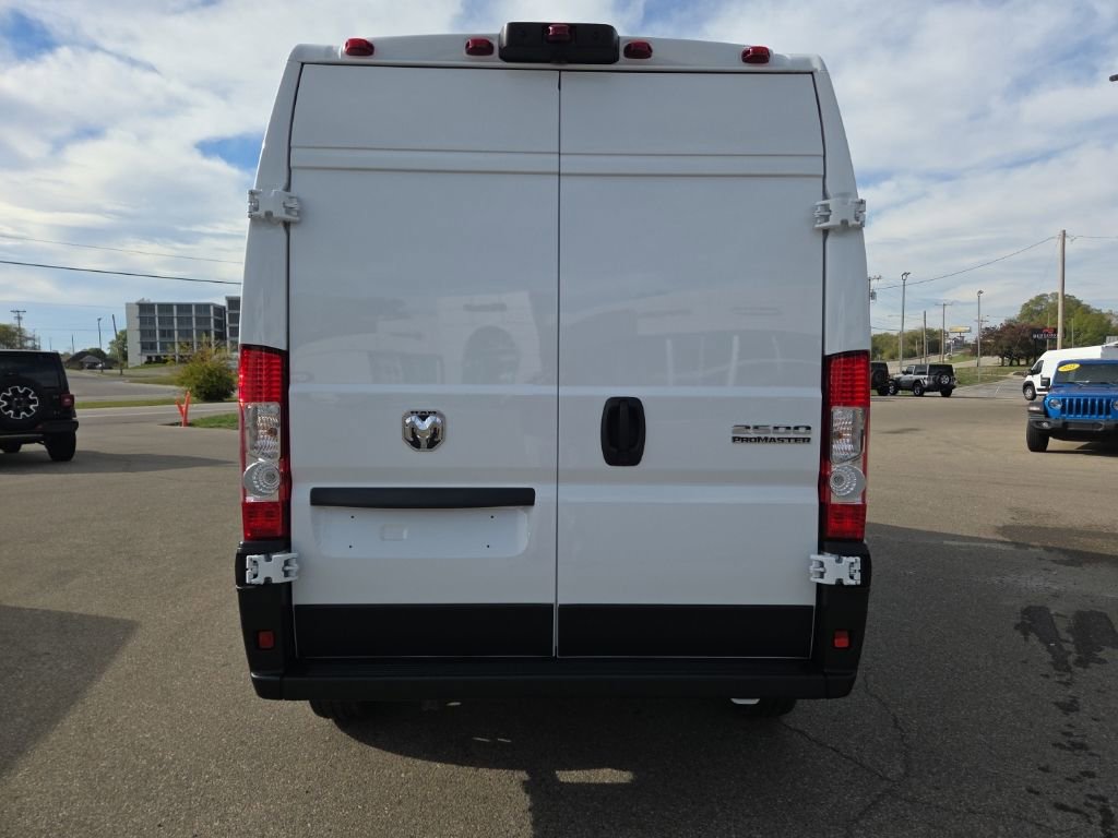 New 2026 RAM ProMaster 2500 image 6