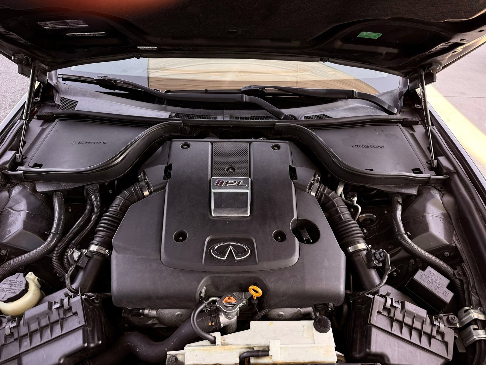 Used 2011 INFINITI G37 IPL RWD image 36