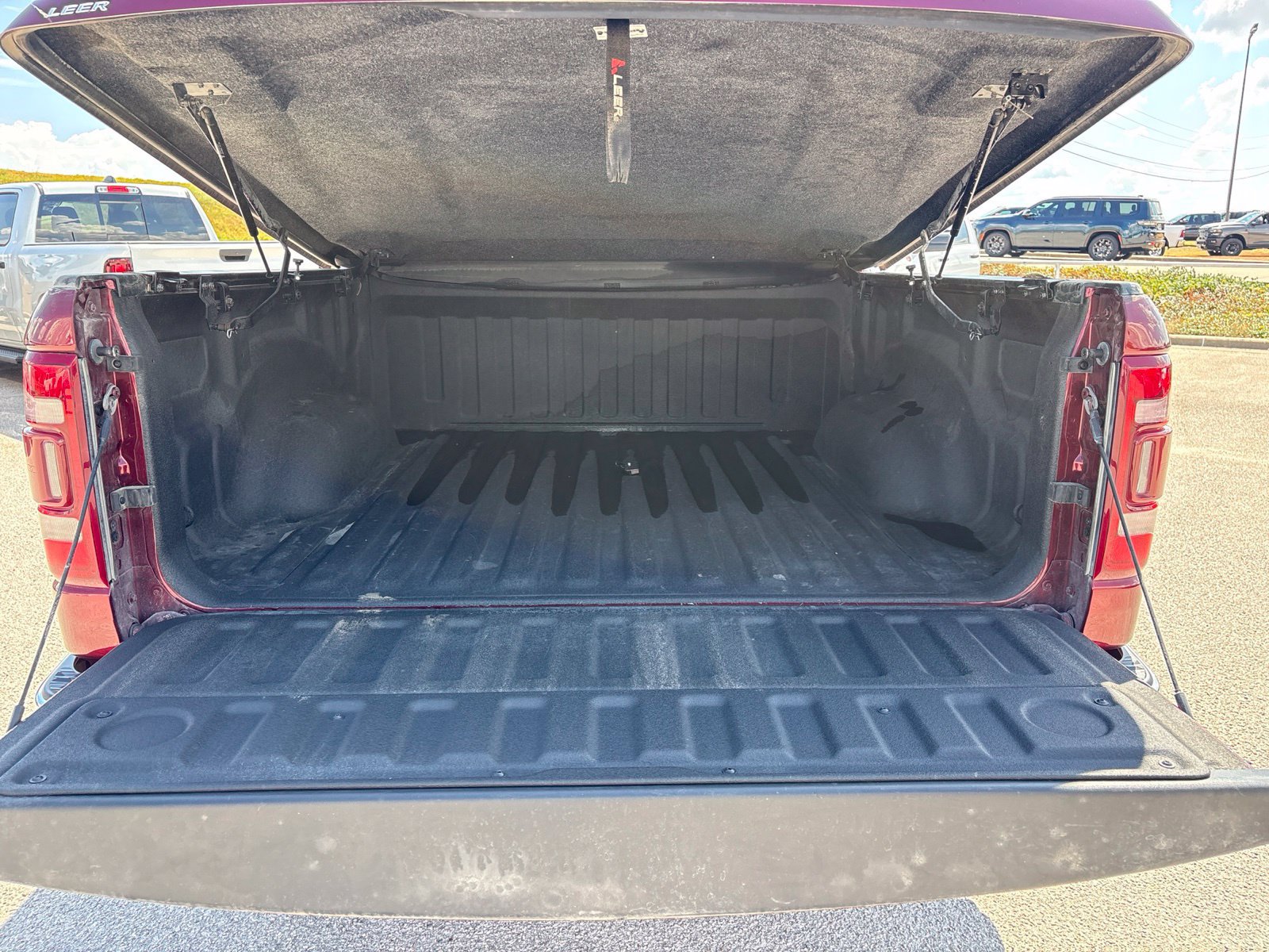 Used 2019 RAM 1500 Limited AWD/4WD image 36