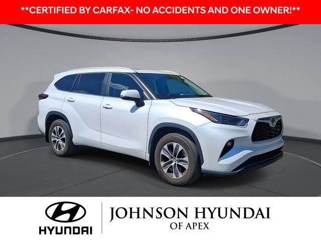 Used 2024 Toyota Highlander XLE