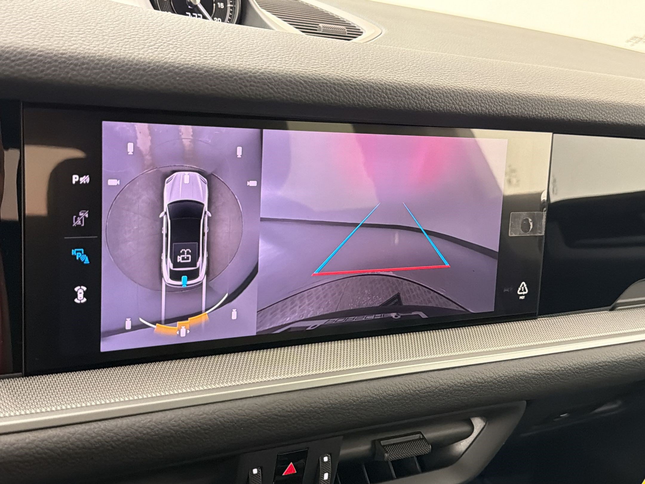 New 2026 Porsche Cayenne Coupe AWD/4WD image 26