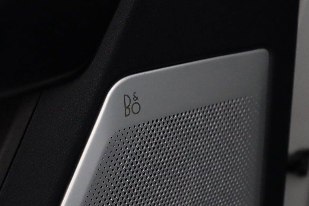 Used 2025 Ford F250 Platinum image 16