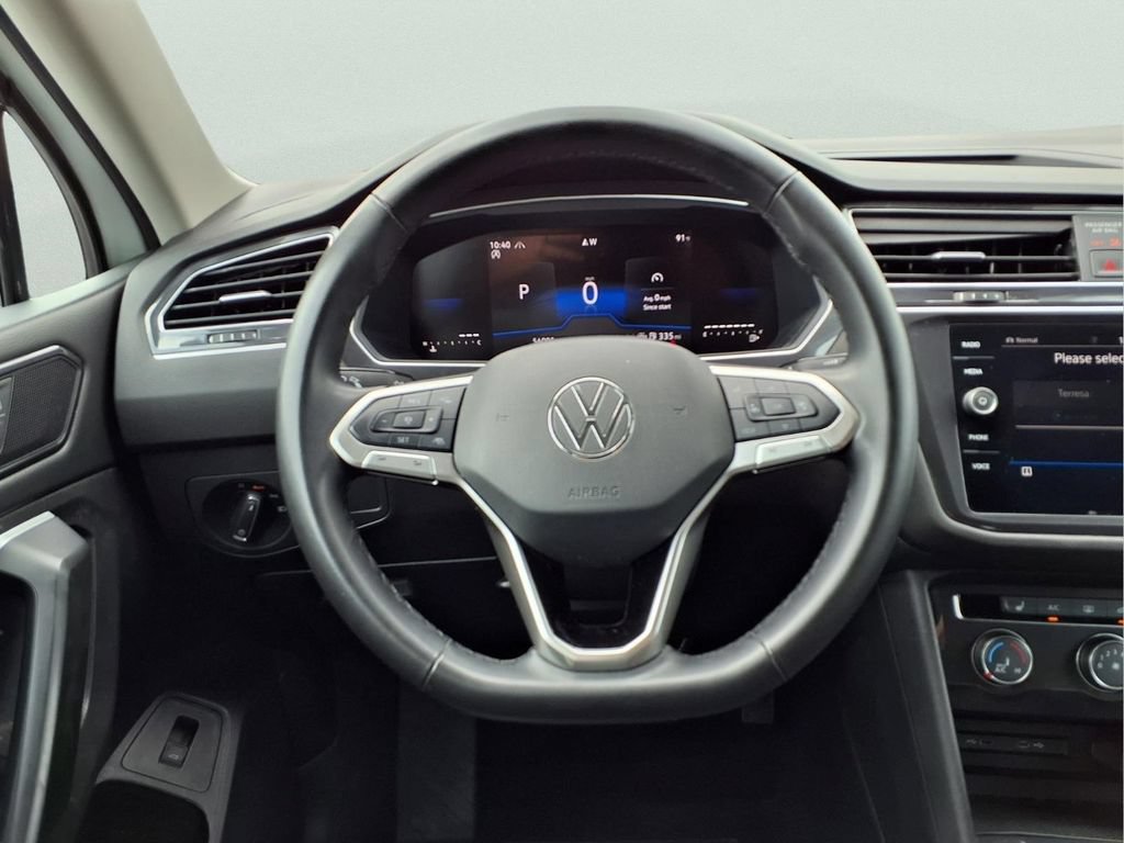 Used 2024 Volkswagen Tiguan Wolfsburg Edition AWD/4WD image 9