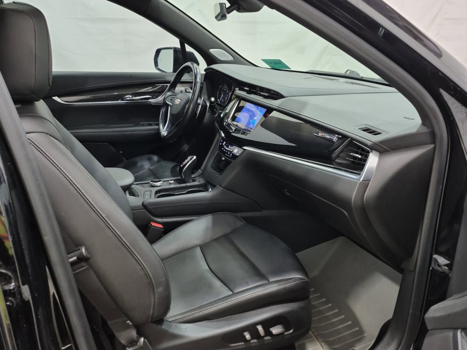 Used 2021 Cadillac XT6 Sport AWD/4WD image 12