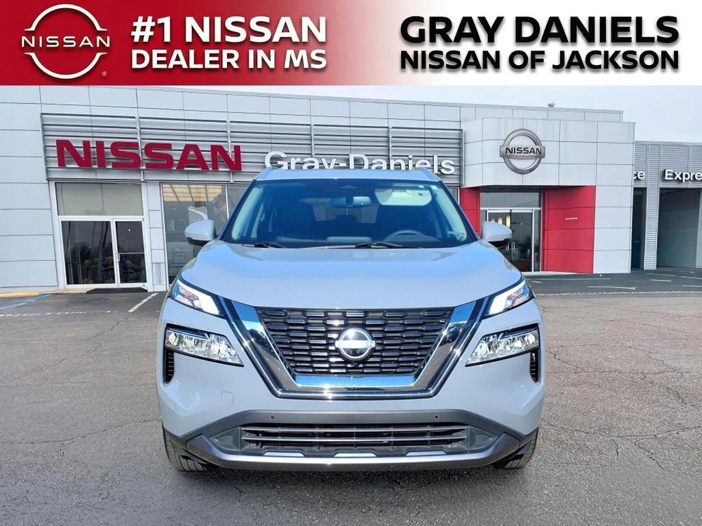 Used 2023 Nissan Rogue SL w/ SL Premium Package FWD video 2