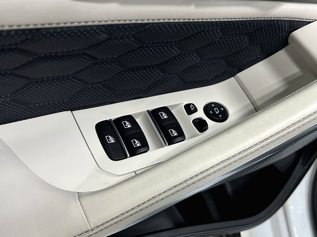 Used 2023 BMW X6 M w/ Competition Package image 17