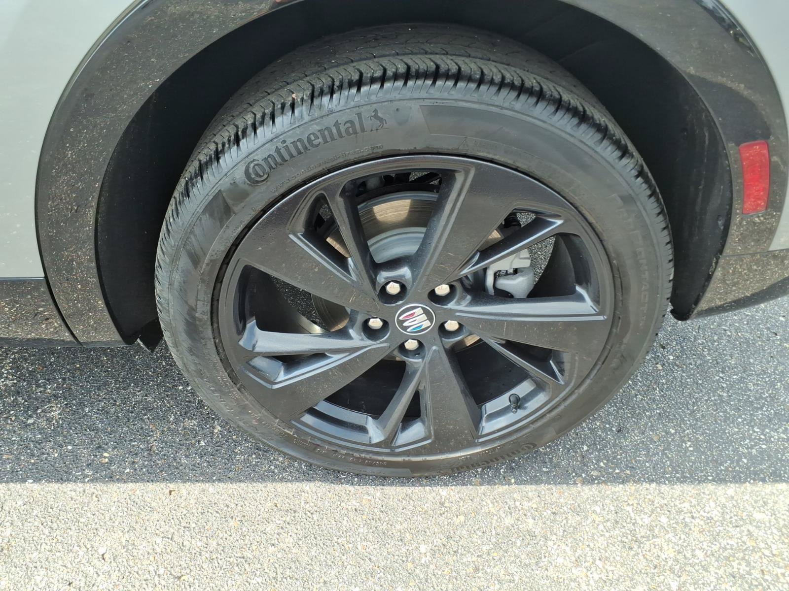 Used 2024 Buick Envision Sport Touring AWD/4WD image 10