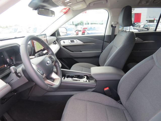 Used 2025 Ford Explorer Active RWD image 15
