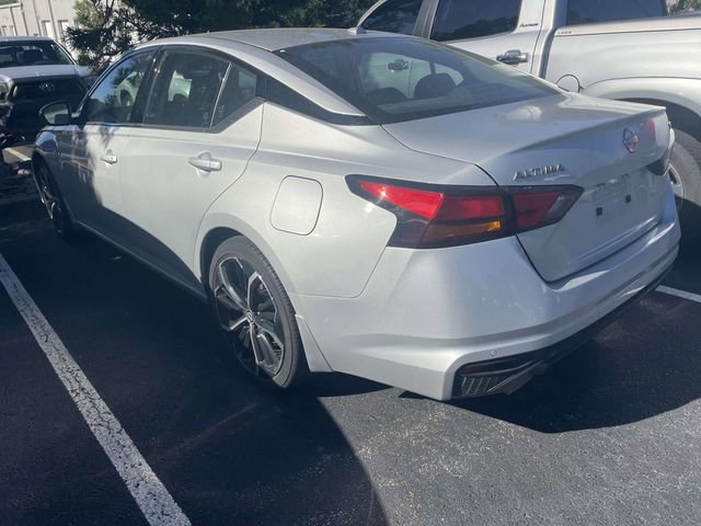 Used 2024 Nissan Altima 2.5 SR FWD image 8
