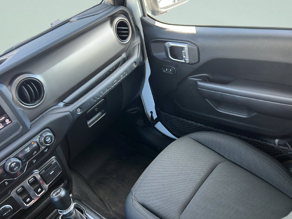 Used 2021 Jeep Wrangler Sport AWD/4WD image 13