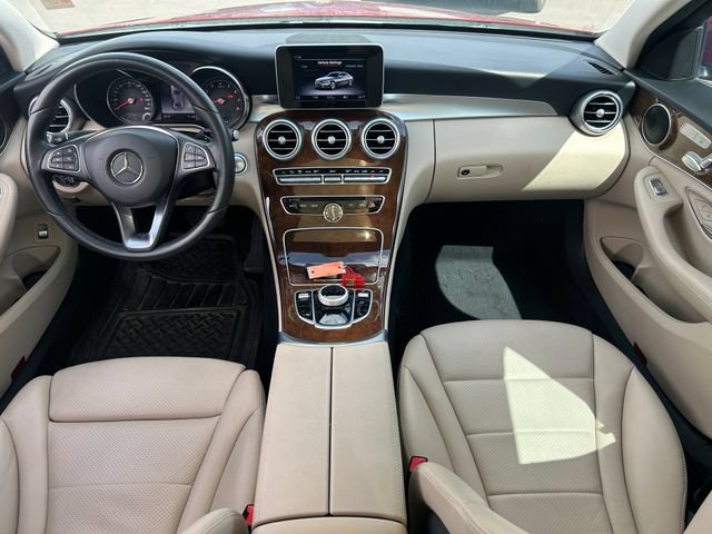 Used 2018 Mercedes-Benz C 300 4MATIC Sedan image 29