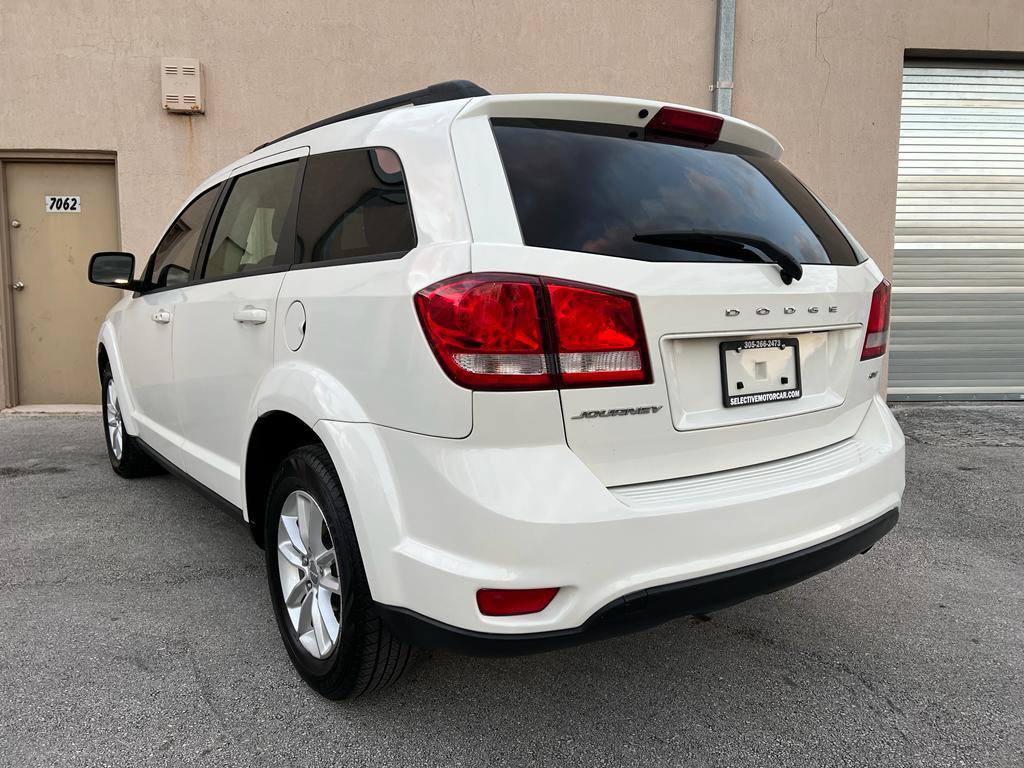 Used 2016 Dodge Journey SXT w/ Premium Group FWD image 8