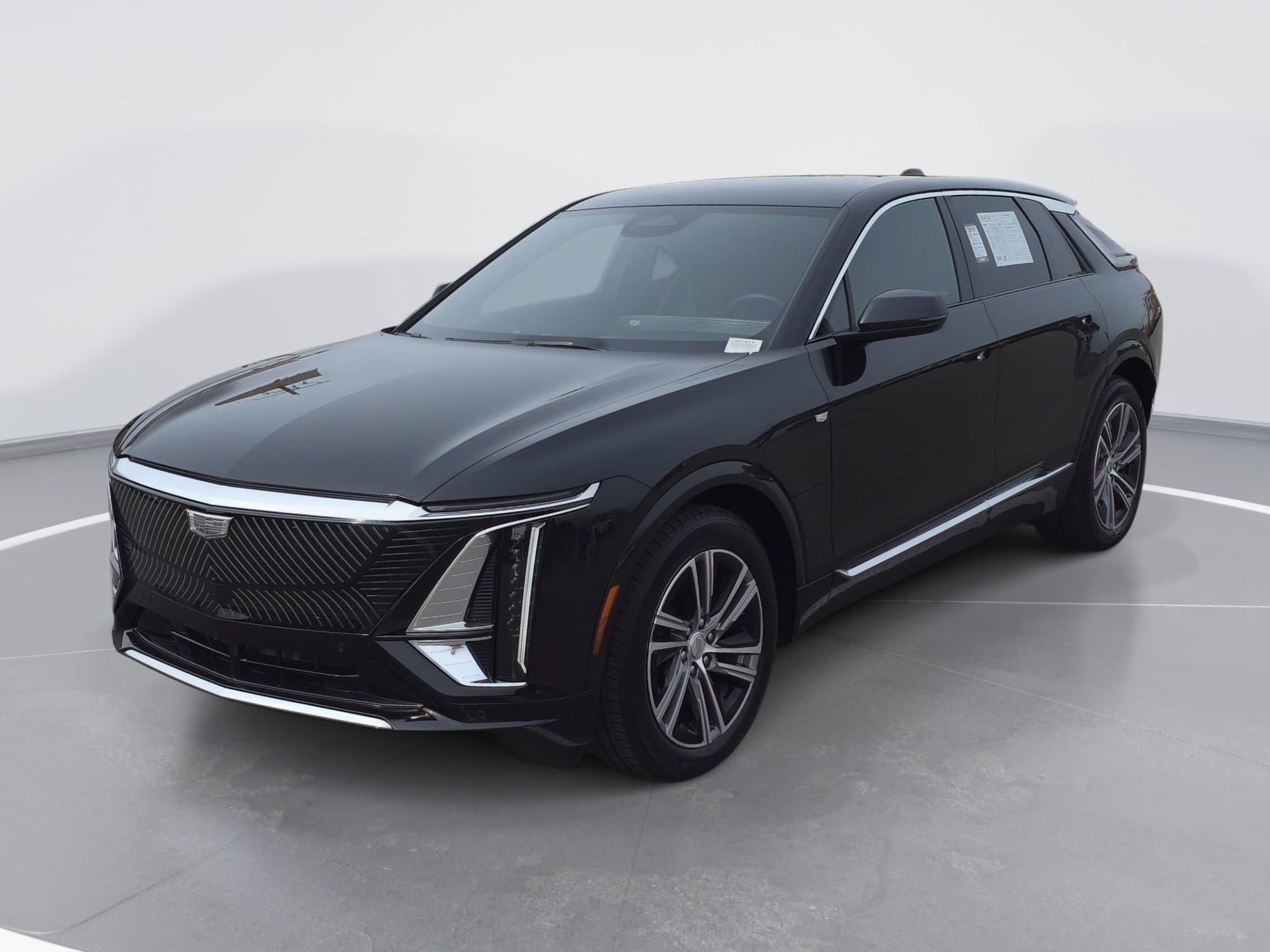 Certified 2024 Cadillac Lyriq Tech AWD/4WD image 7