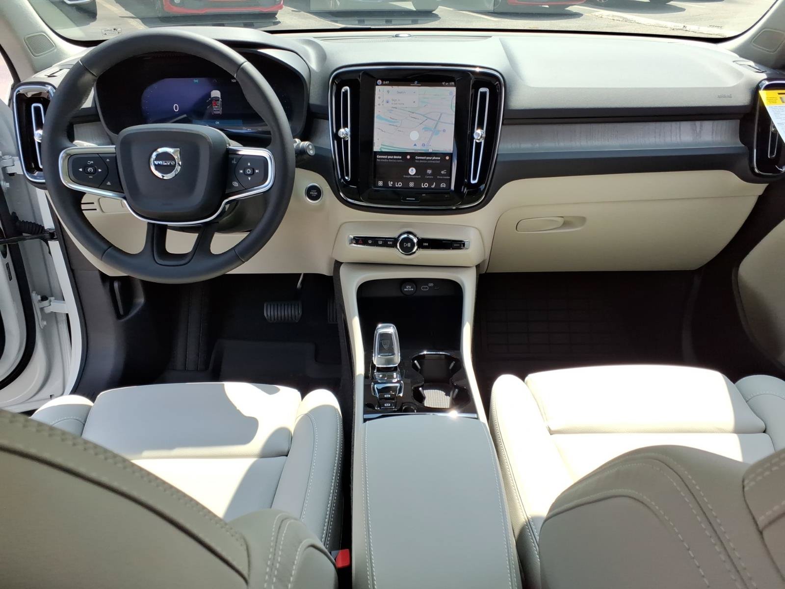 New 2026 Volvo XC40 B5 Plus w/ Protection Package Premier AWD/4WD image 8