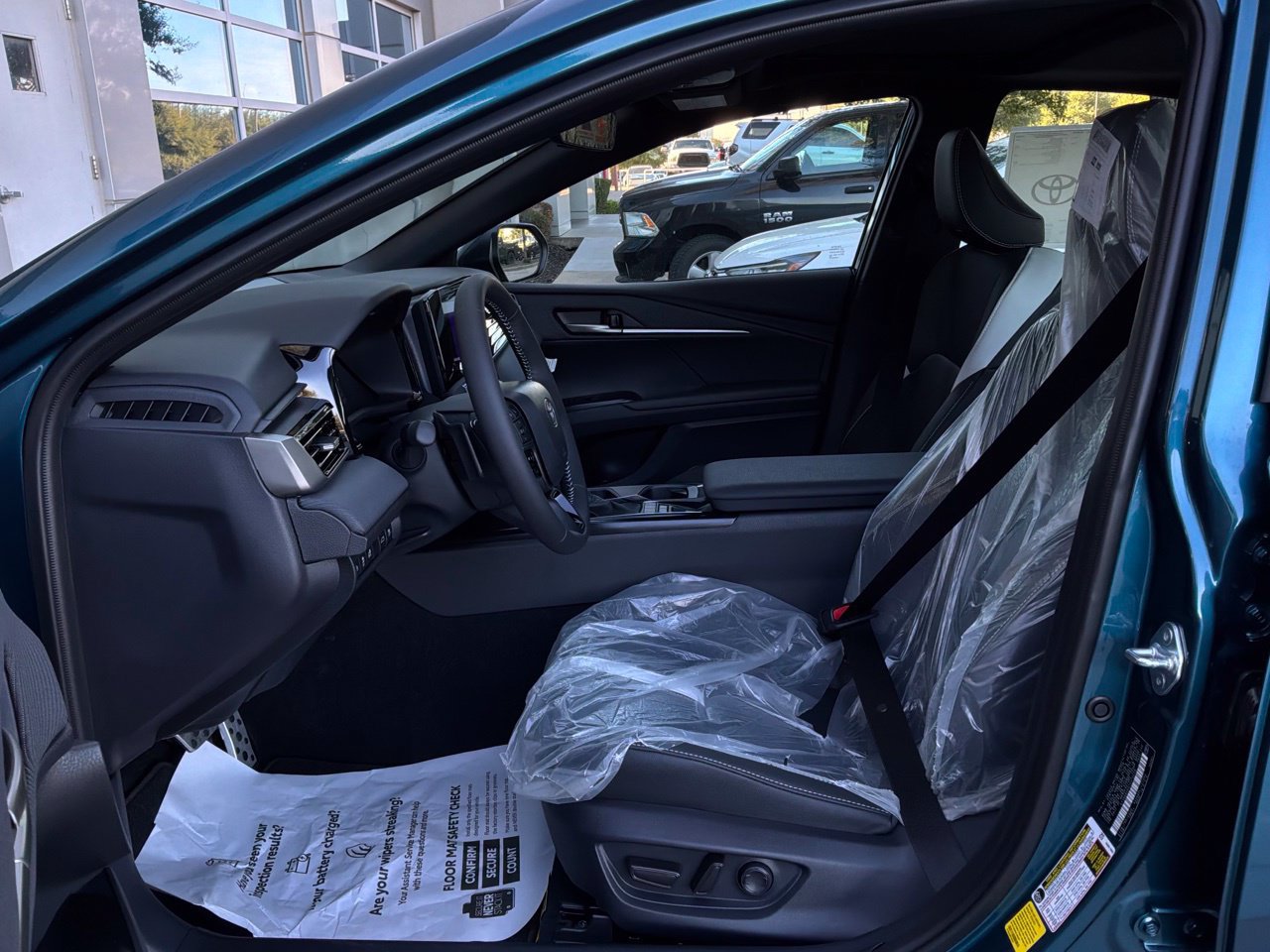 New 2026 Toyota Camry SE w/ Convenience Package FWD image 8