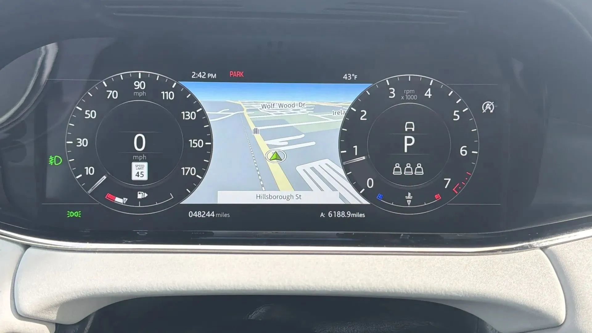 Used 2020 Land Rover Range Rover Evoque R-Dynamic S image 28