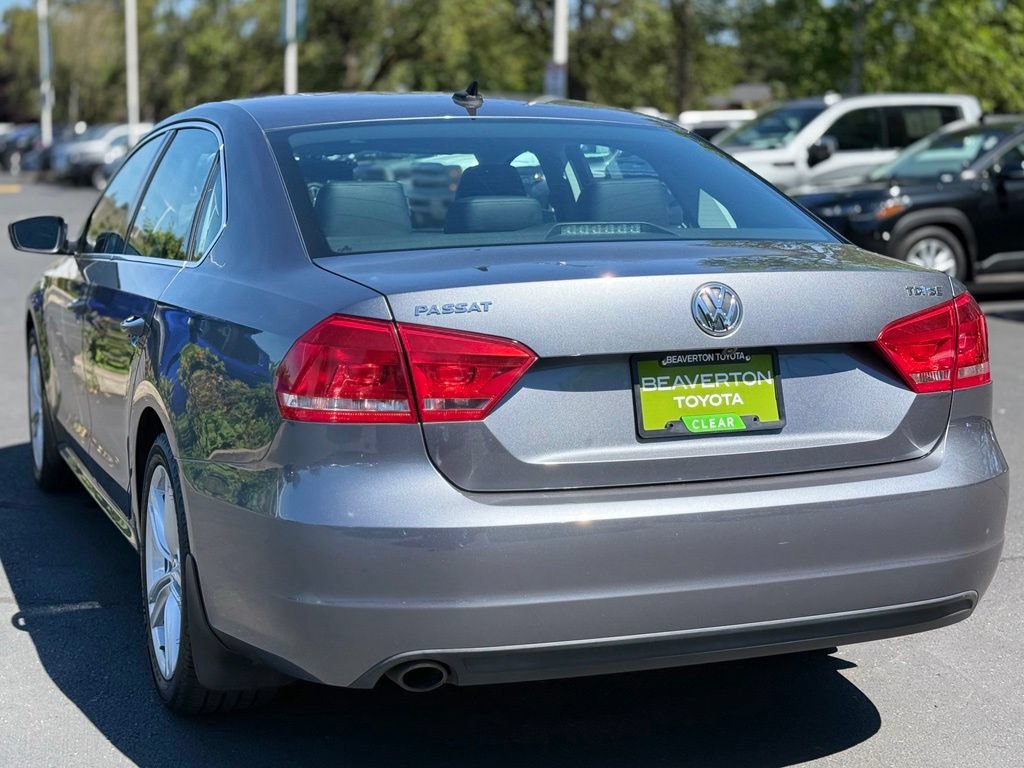 Used 2014 Volkswagen Passat TDI SE FWD image 3