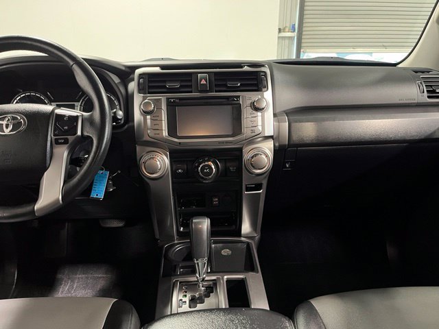 Used 2016 Toyota 4Runner SR5 Premium RWD image 21