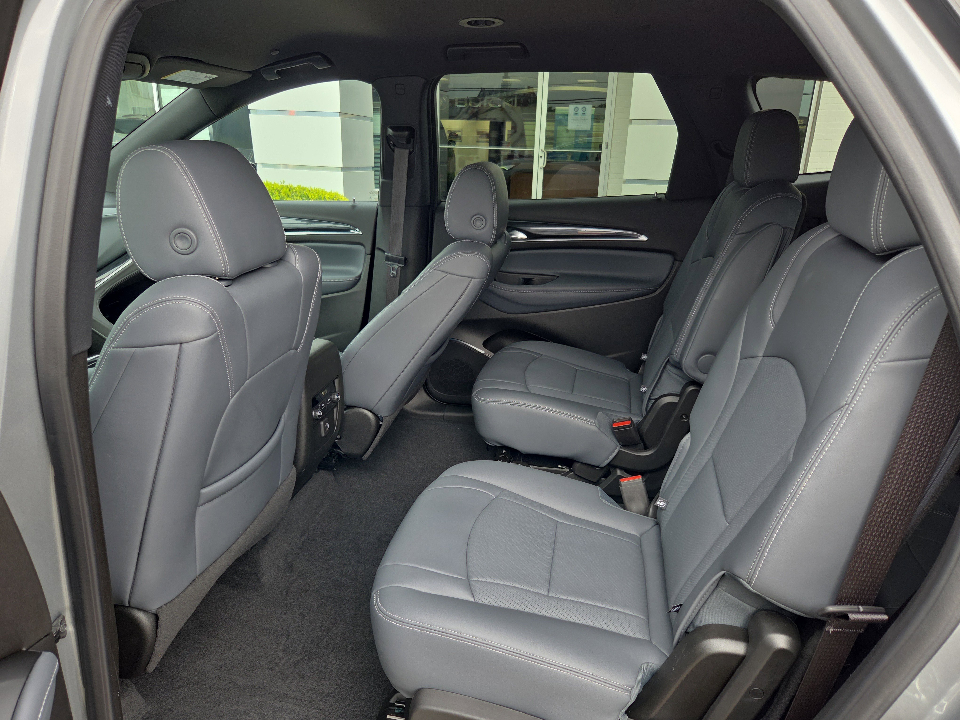 Used 2024 Buick Enclave Essence w/ Sport Touring Edition image 15