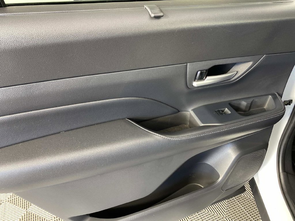 Used 2024 Toyota Grand Highlander AWD image 23