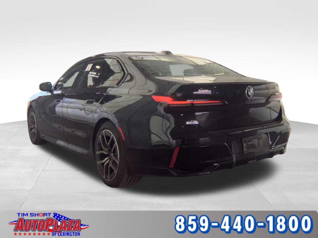 Used 2026 BMW 740i xDrive AWD/4WD image 4